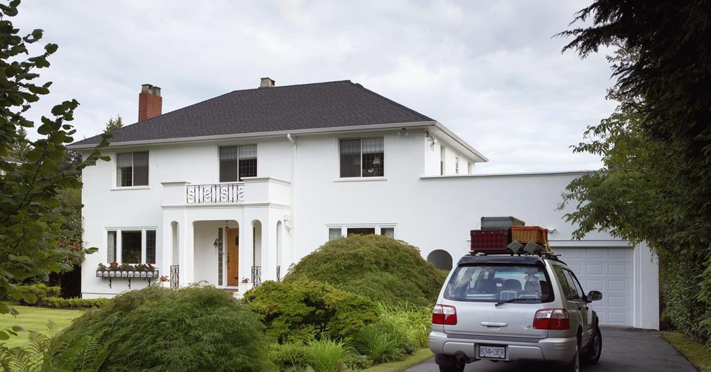 Aviva makes suite of changes to mid-market motor and property products