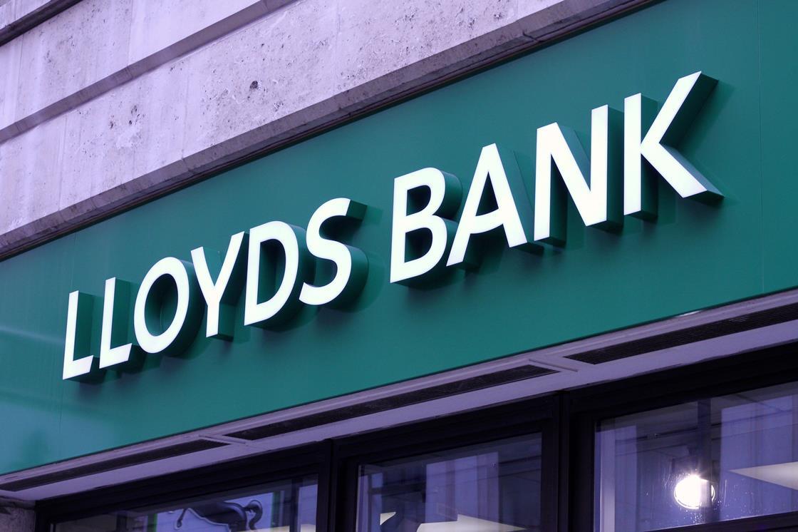 Insurance staff among huge job losses at Lloyds Bank | Online only ...