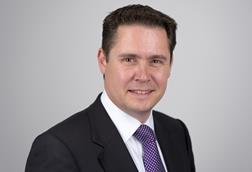 Adam Shefras - Pen Underwriting - High Res