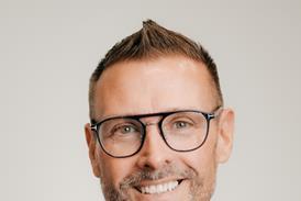 Jon Walker, Axa