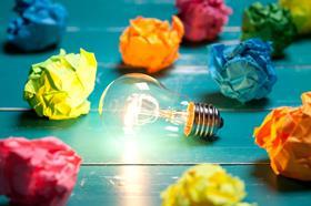 lightbulb and post it notes
