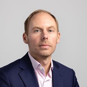 thumbnail_Phillip Oliver Headshot