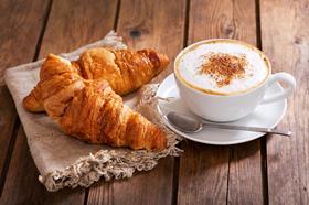 Crossaint and coffee