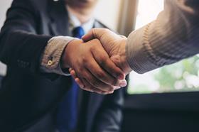 handshake businessmen