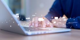 e-trade, laptop