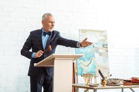 auction house art bidding