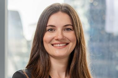 Alina Schatten, Intact