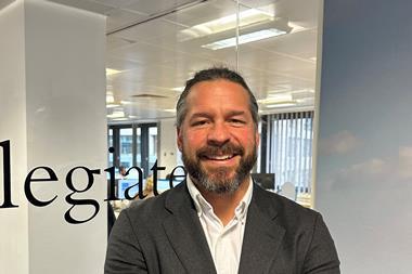 thumbnail_Richard Turnbull