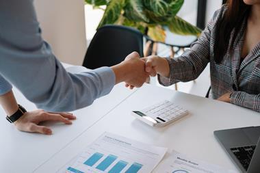 shake hands woman