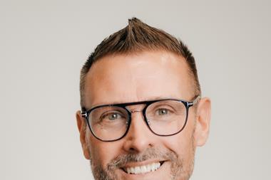 Jon Walker, Axa