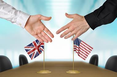 shake hands US and UK