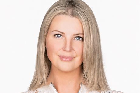 Claire - Headshot