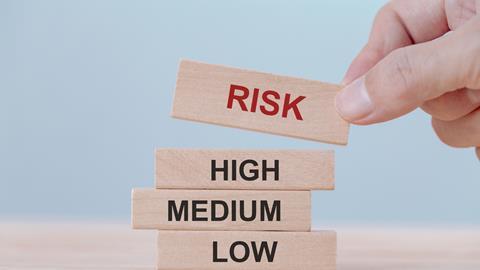 risk low high