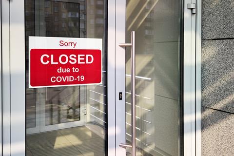 closed sign, coronavirus (2)