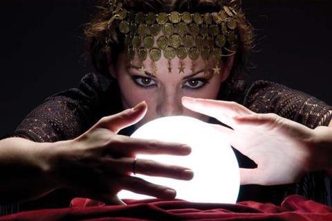 crystal ball4978067Medium