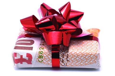 Gift, money